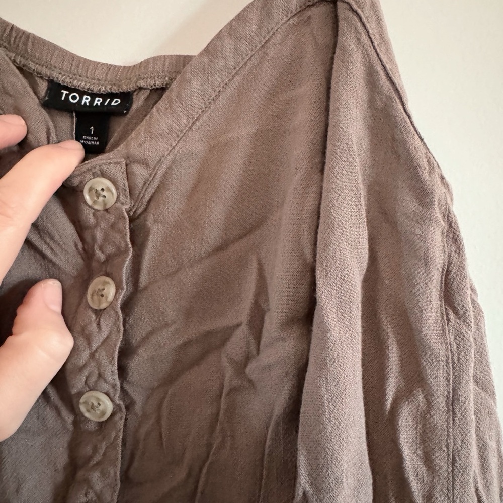 Torrid Tank - Picture 4 of 5